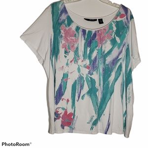 Denim women's plus size 3X  deco painted short sleeves tee. 633